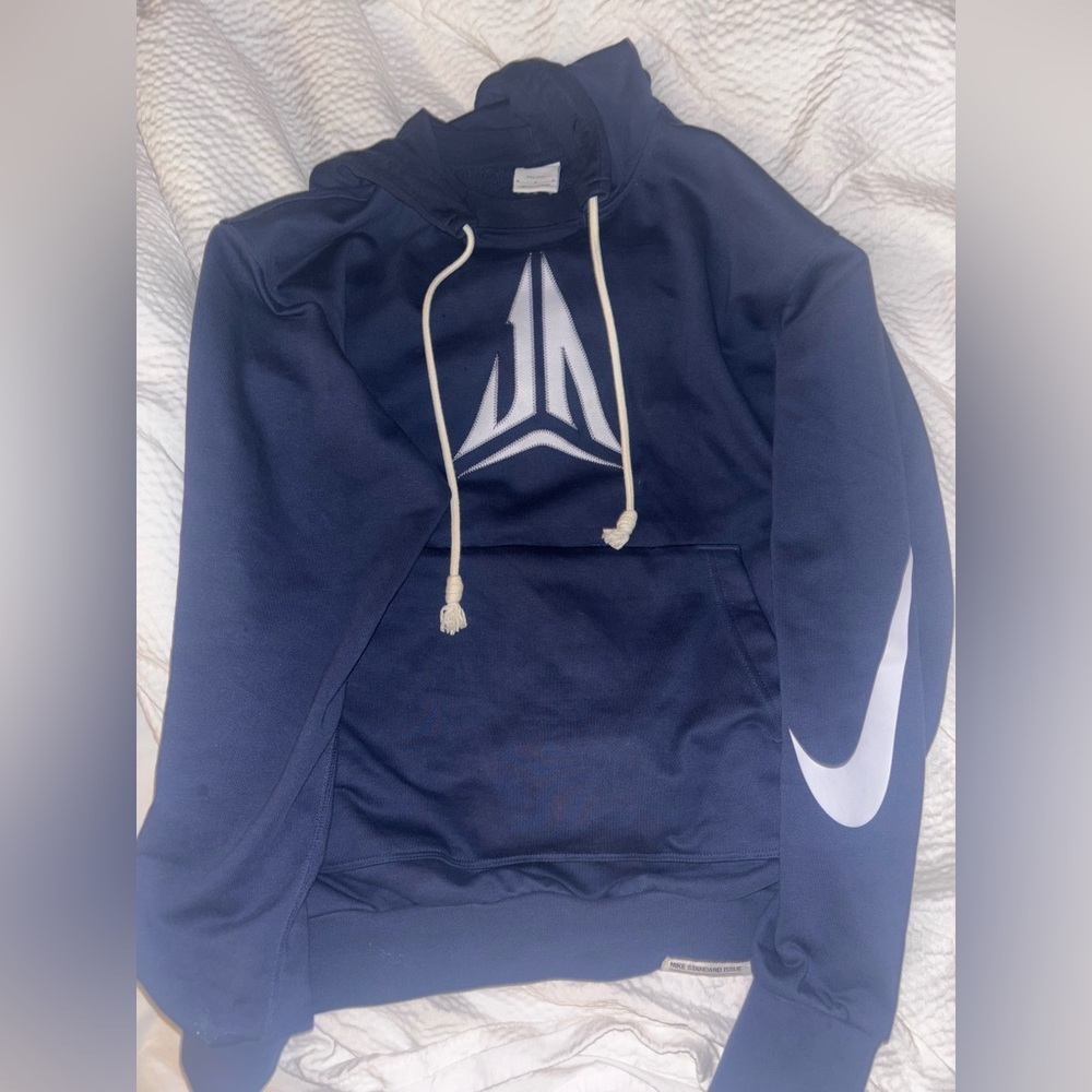 Men’s sweatshirt